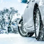 Torna l’inverno e anche l’obbligo di gomme invernali: ecco cosa sapere