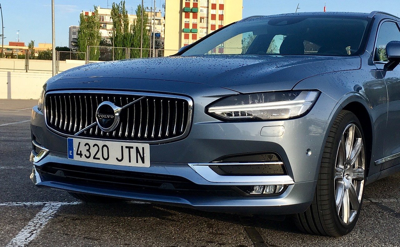 Volvo XC40 Recharge: Recensione