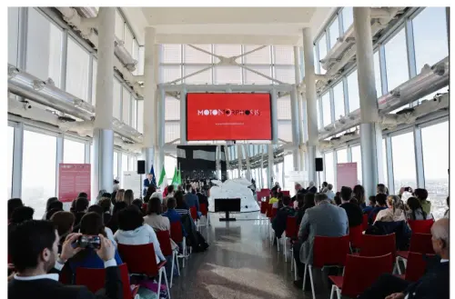 Motomorphosis e il Presidente Attilio Fontana premiano gli studenti vincitori del progetto educativo “Accendi la mente, usa le mani”
